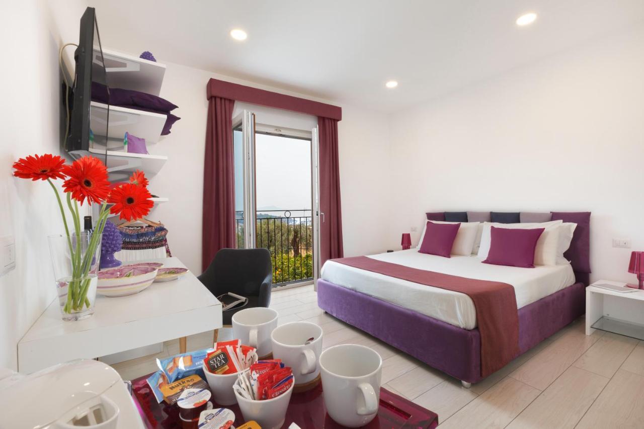Eterea Charming Suites Sorrente Extérieur photo