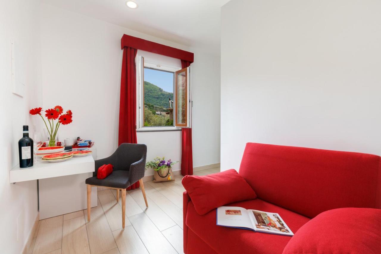 Eterea Charming Suites Sorrente Extérieur photo