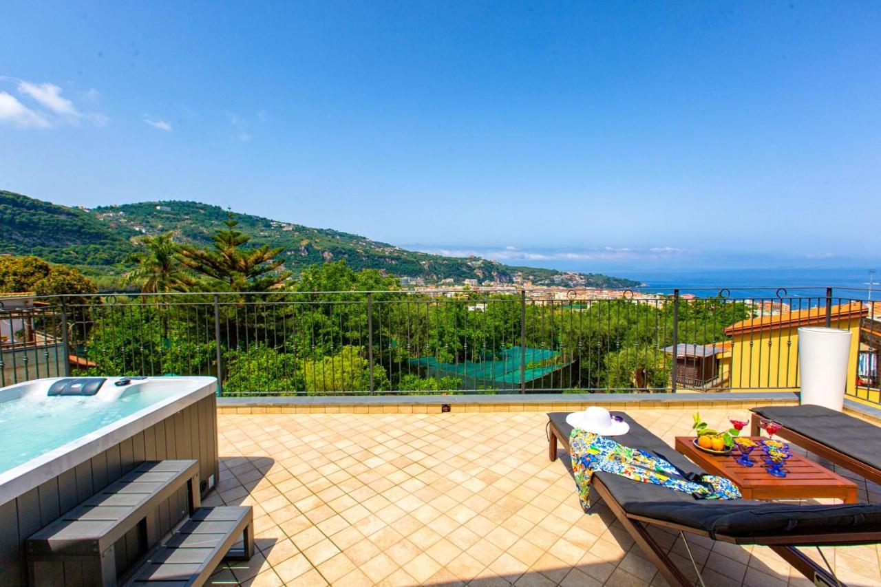 Eterea Charming Suites Sorrente Extérieur photo