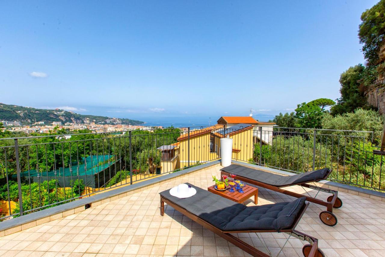 Eterea Charming Suites Sorrente Extérieur photo