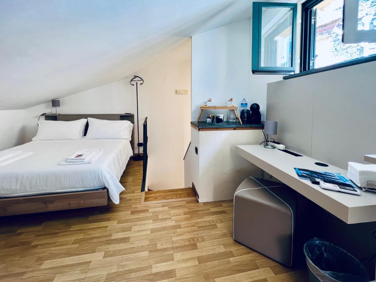Eterea Charming Suites Sorrente Extérieur photo